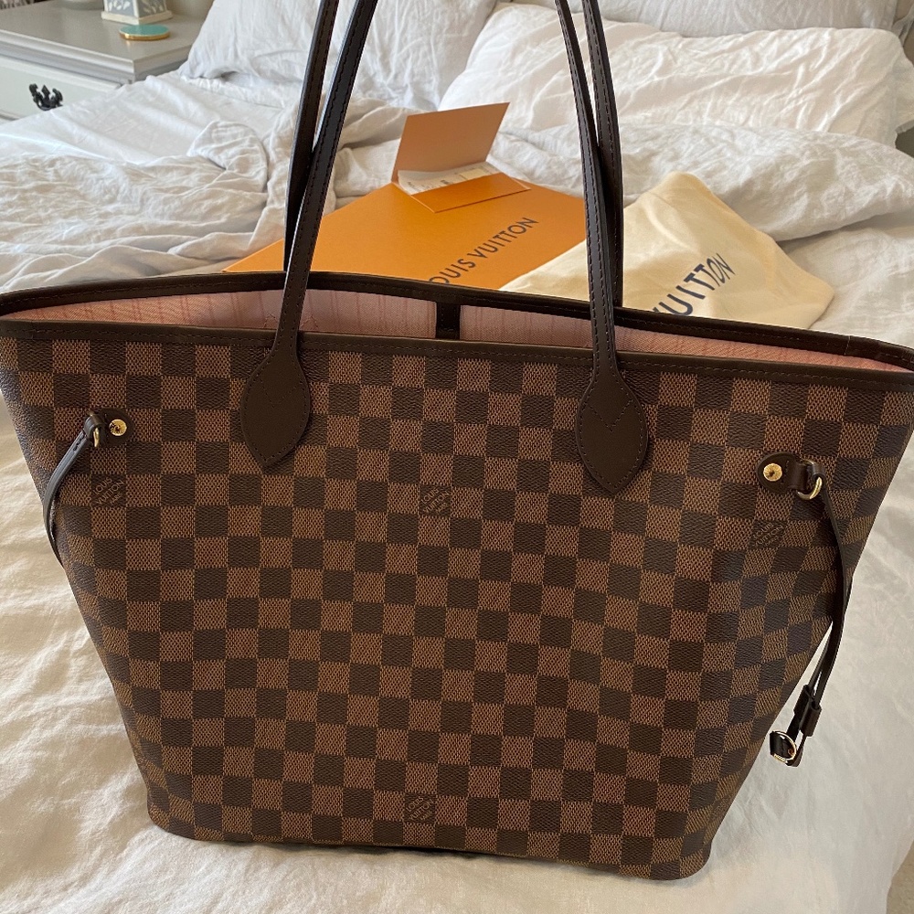 Louis Vuitton Neverfull Mm Rose Ballerine Tote